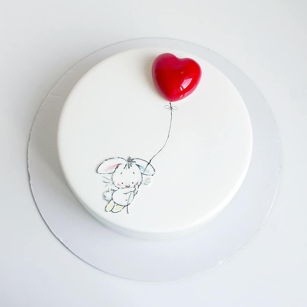 Муссовый торт с зайчиком