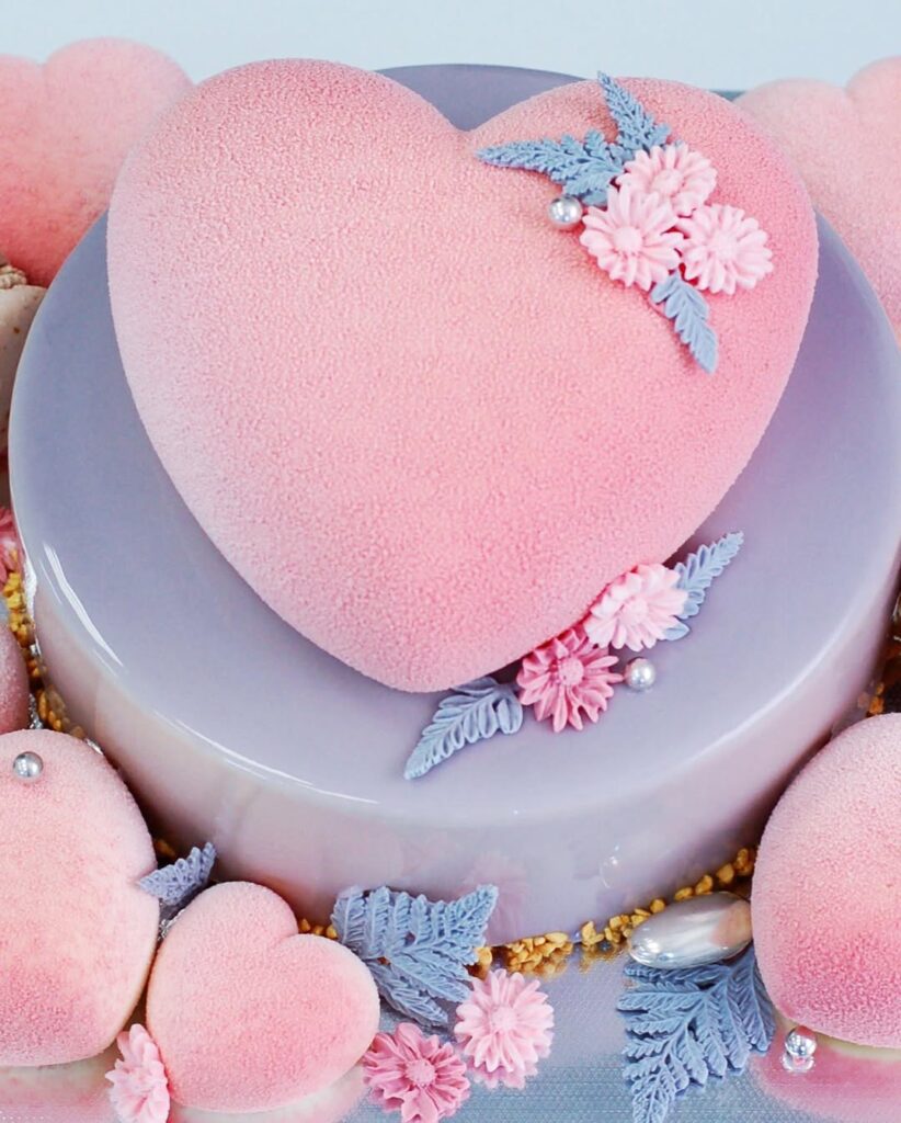 Муссовый торт с сердцем