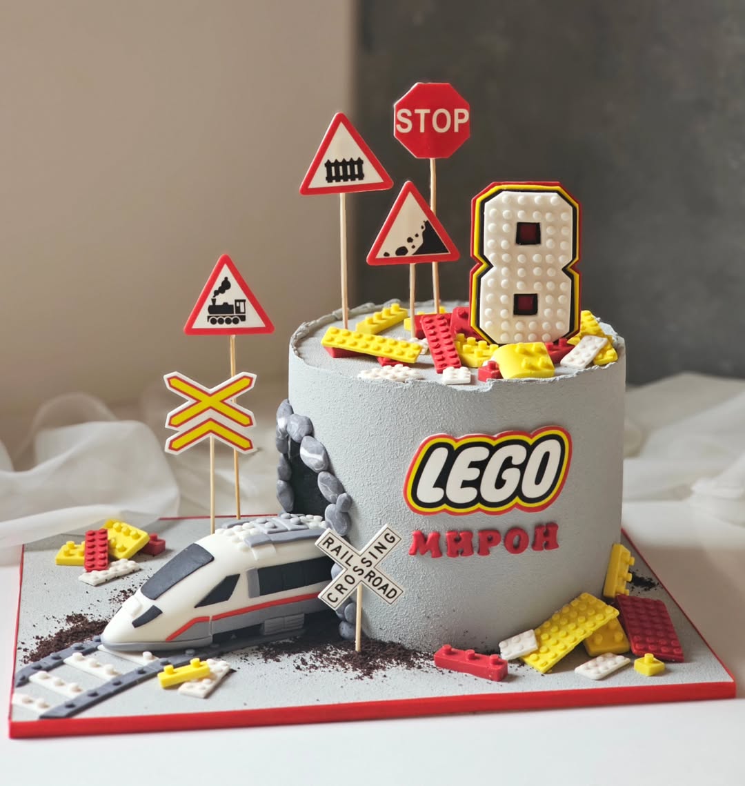 Торт Лего