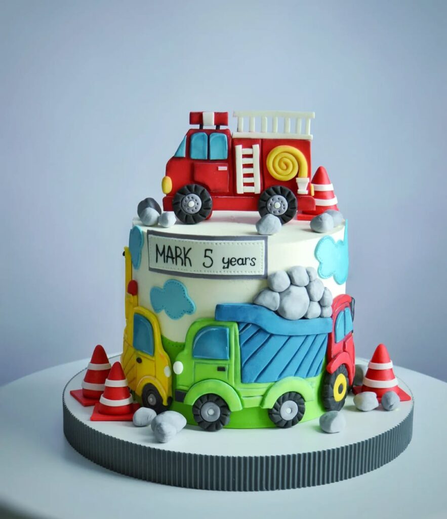 Торт с машинками