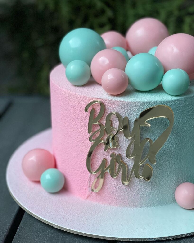 Торт на гендер пати с шариками