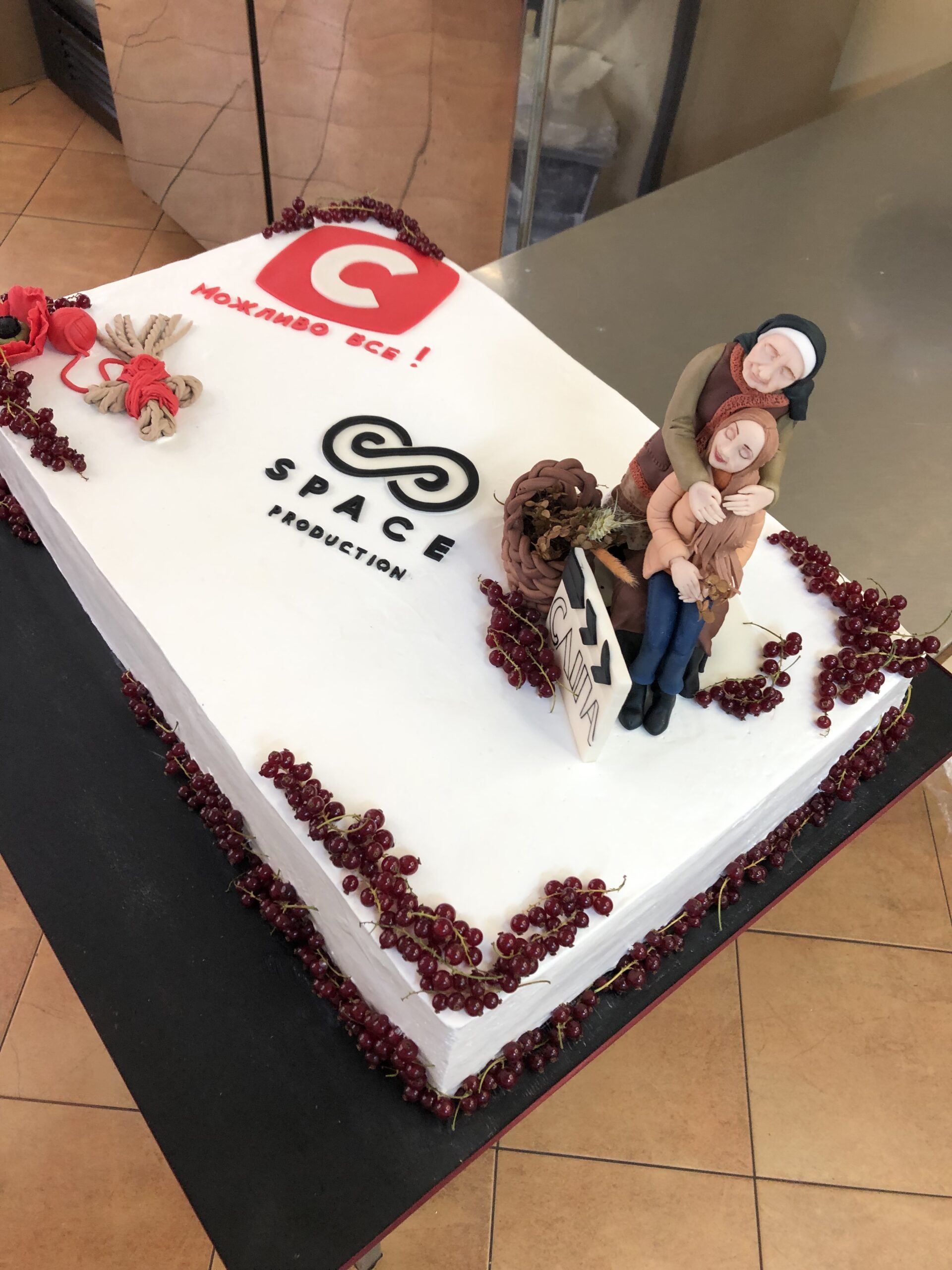 Корпоративный торт для телевизионной компании