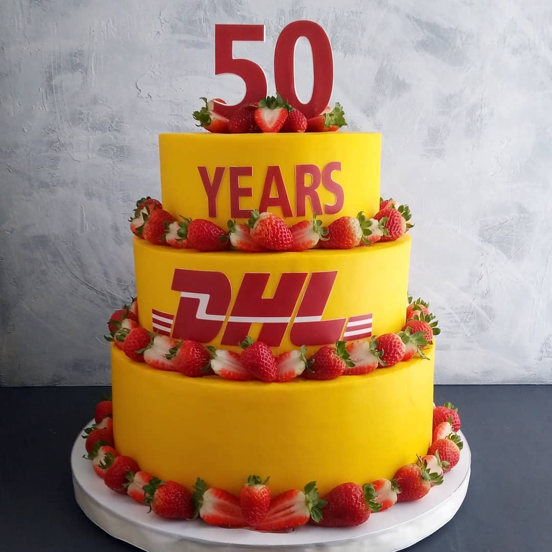 Торт на 50 лет компании