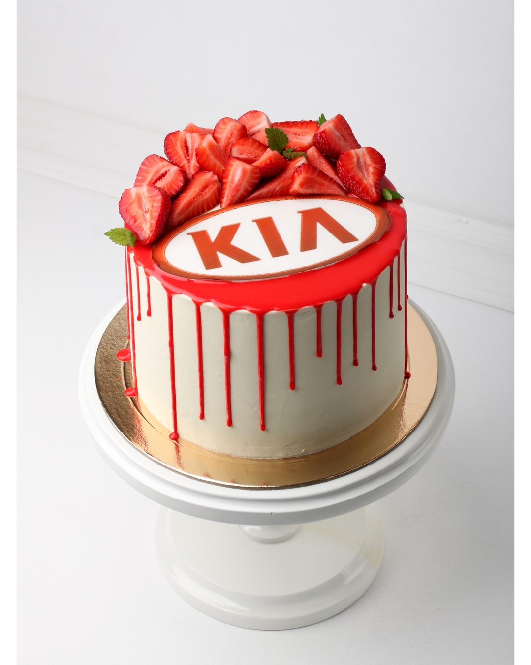 Корпоративный торт для компании "Kia"