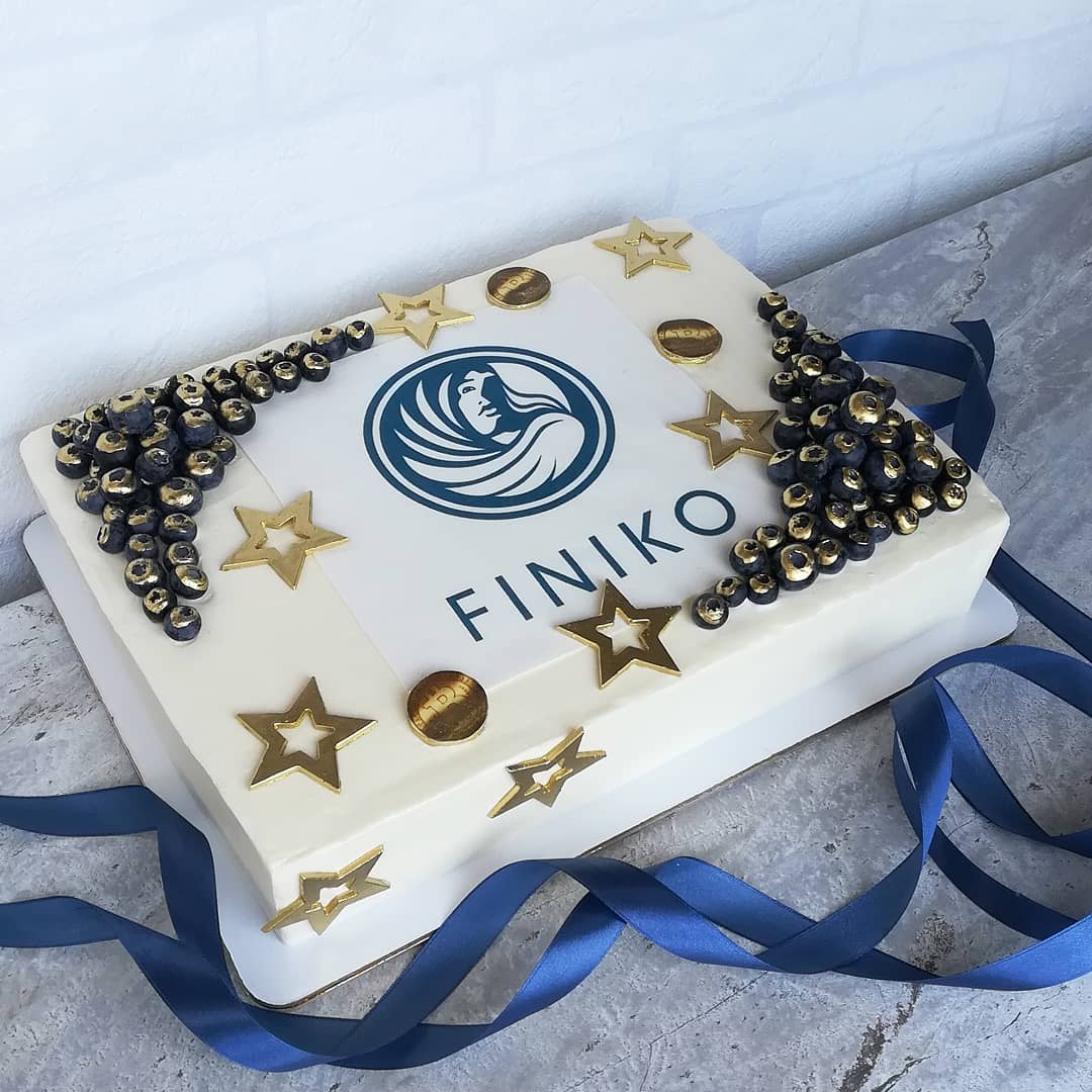 Корпоративный торт для компании "Finiko"