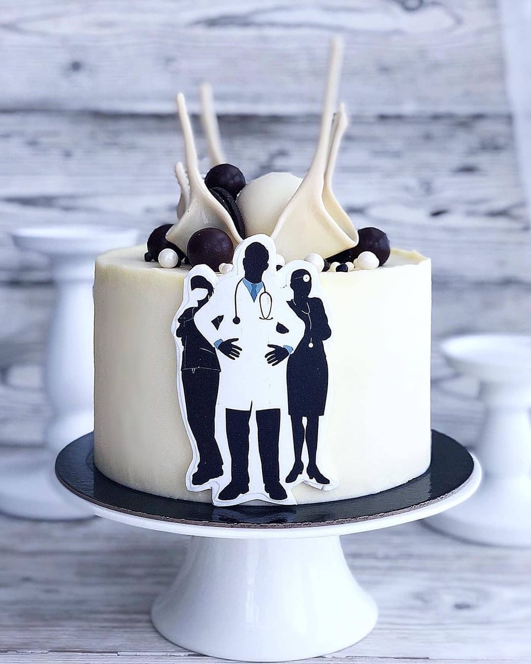 Торт на корпоратив для клиники