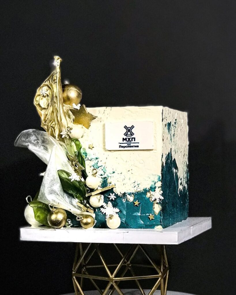 Оригинальный торт на корпоратив