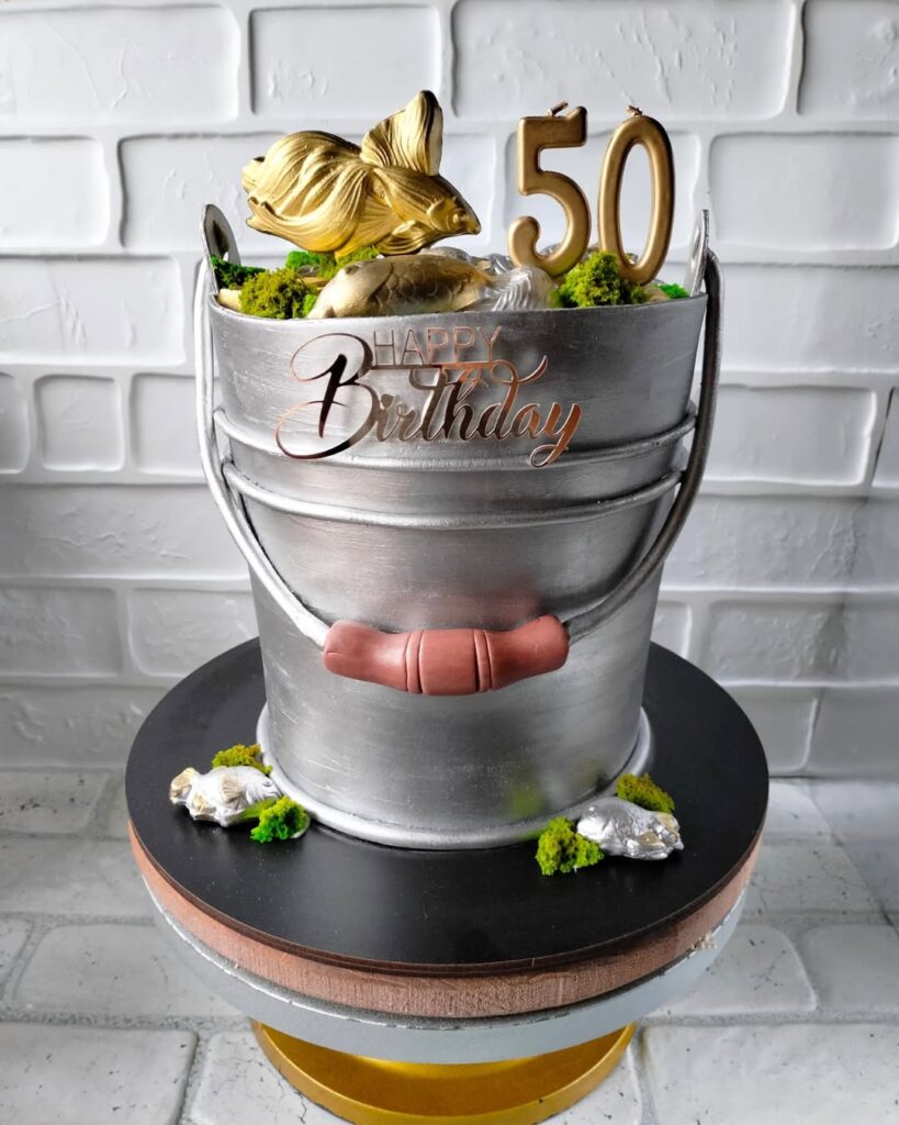 Торт в виде ведра