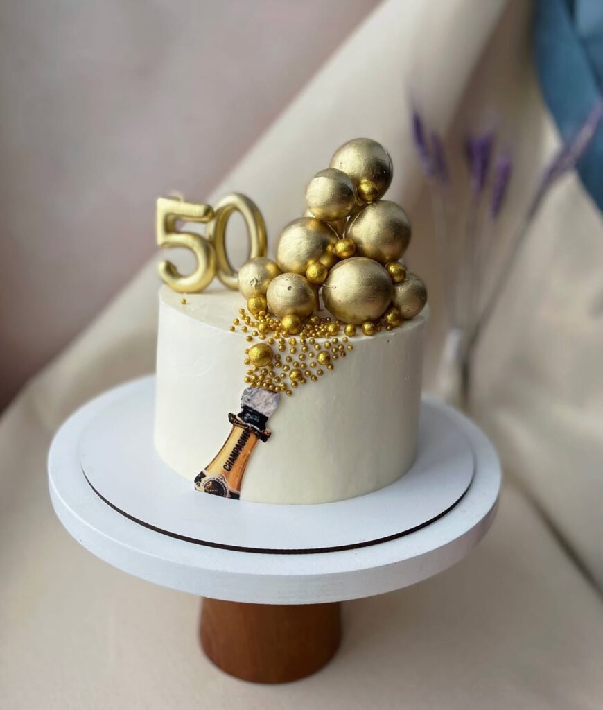 Торт с рисунком шампанского