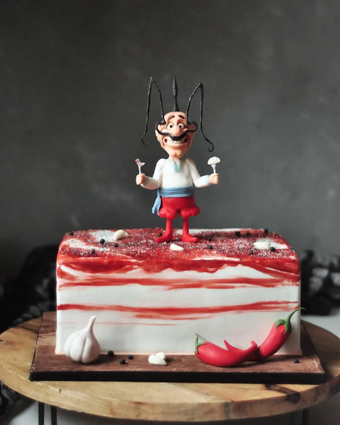 Торт в виде сала с козаком