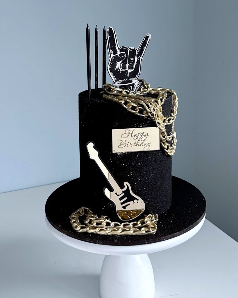 Торт любителю рока
