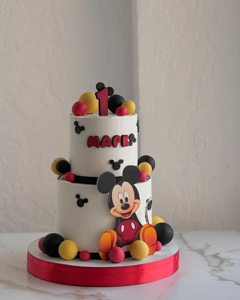 Торт с Микки Маусом