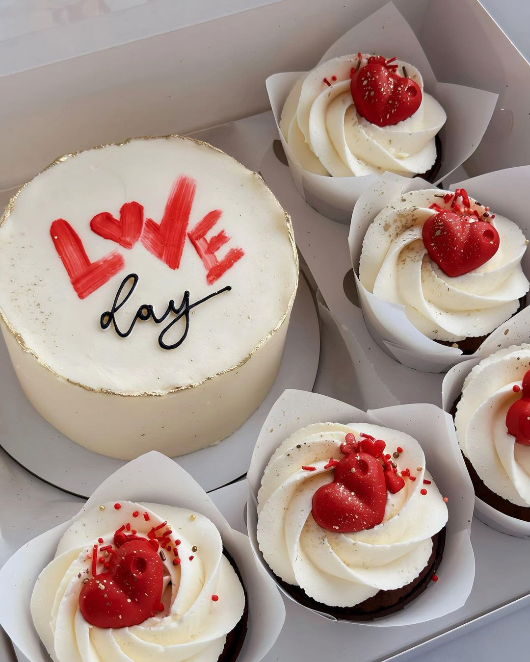 Набор бенто торт и капкейки