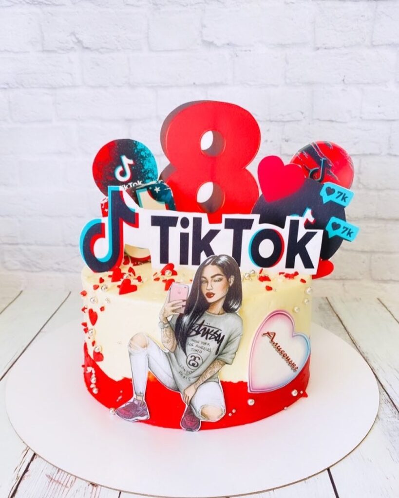 Кремовый торт Тик Ток