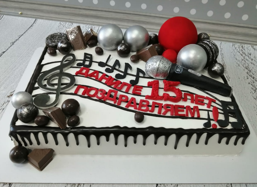 Торт музыканту