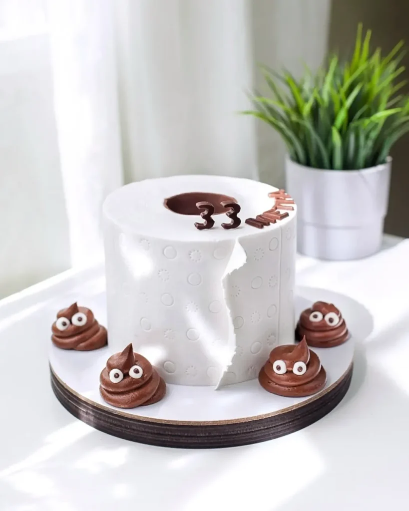 Торт с какашками