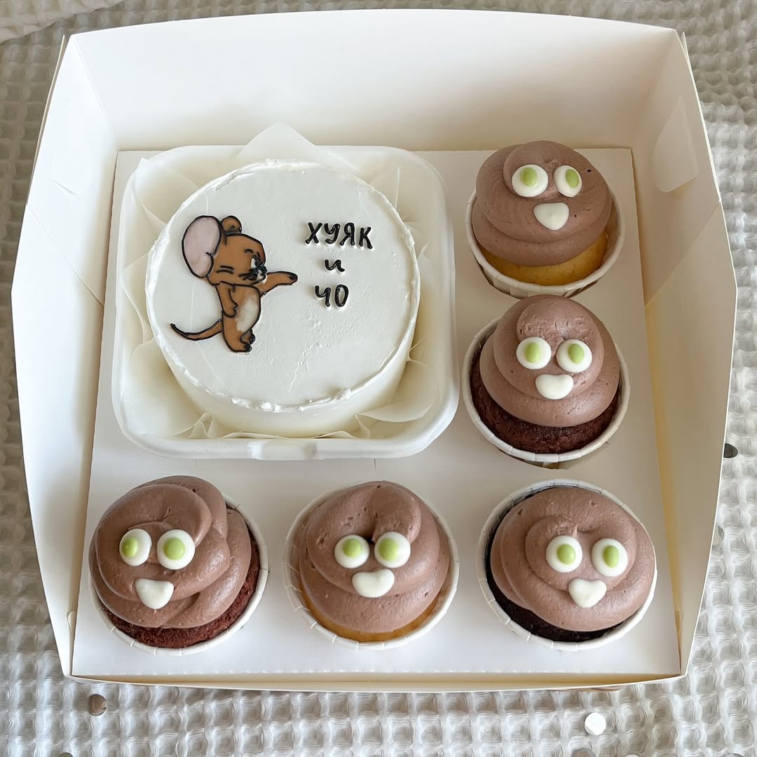 Торт и капкейки с приколом