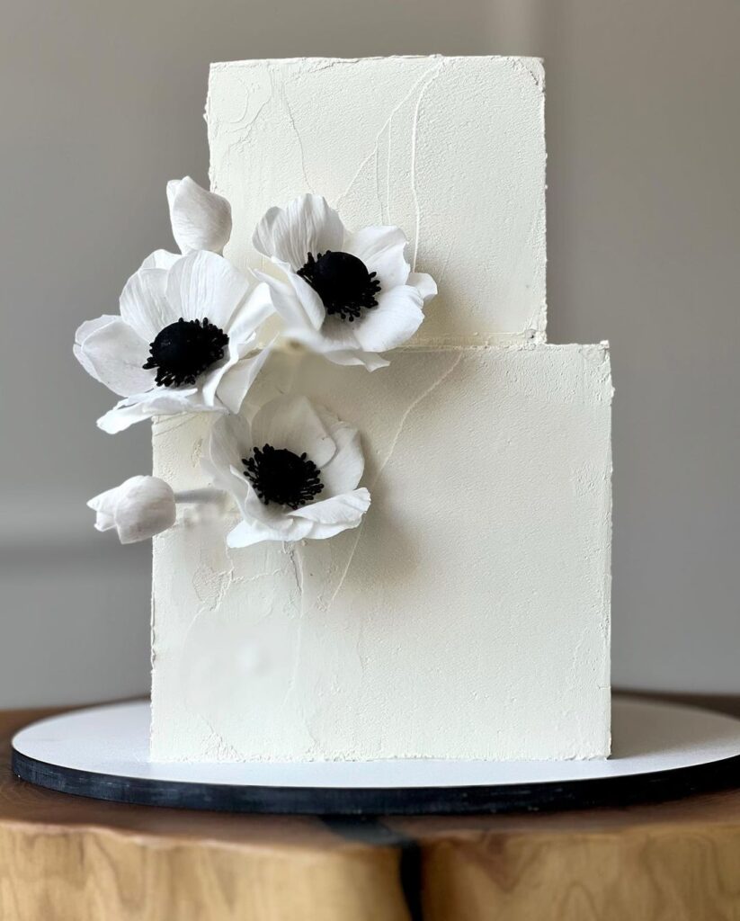 Стильный свадебный торт