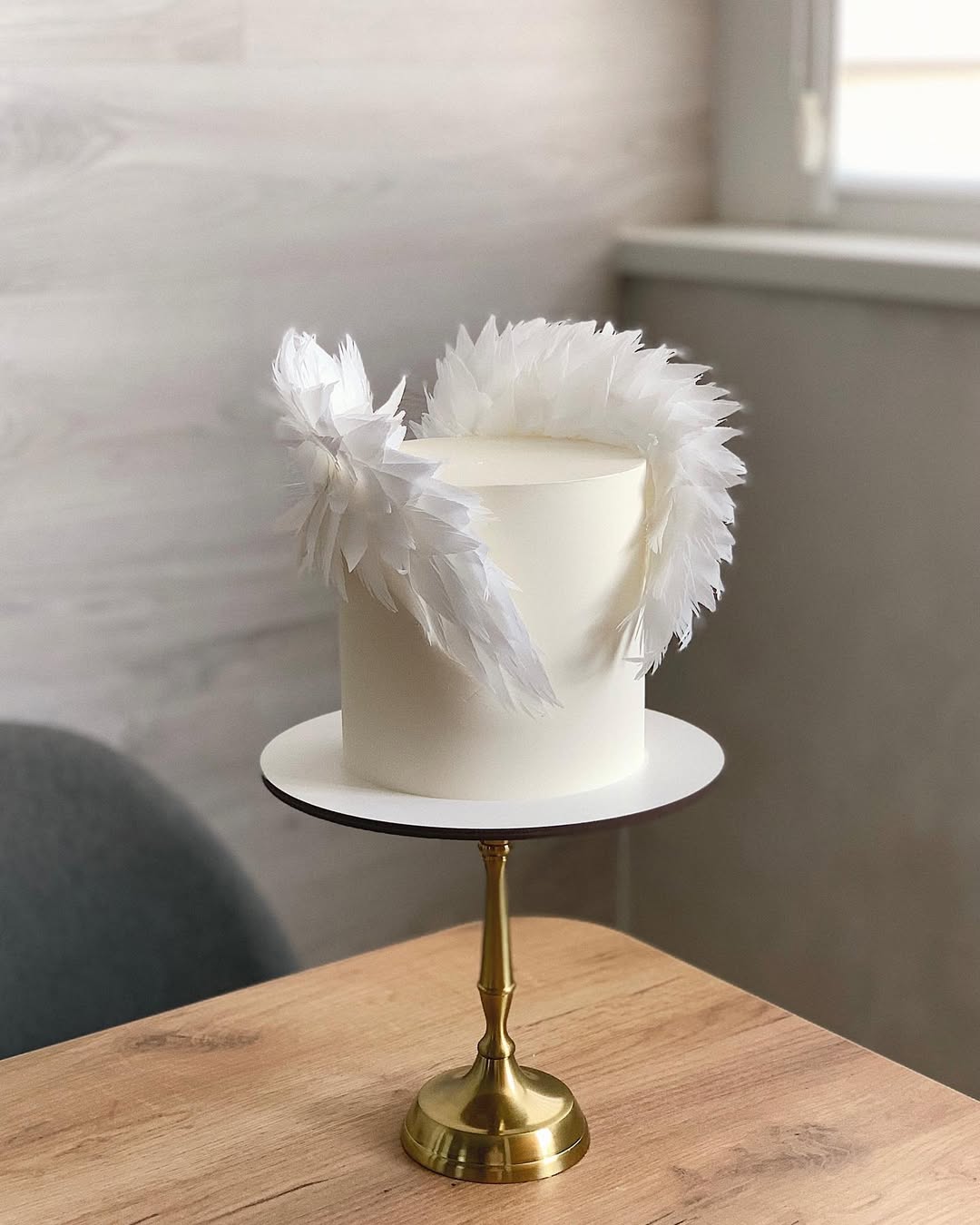 Торт с крыльями