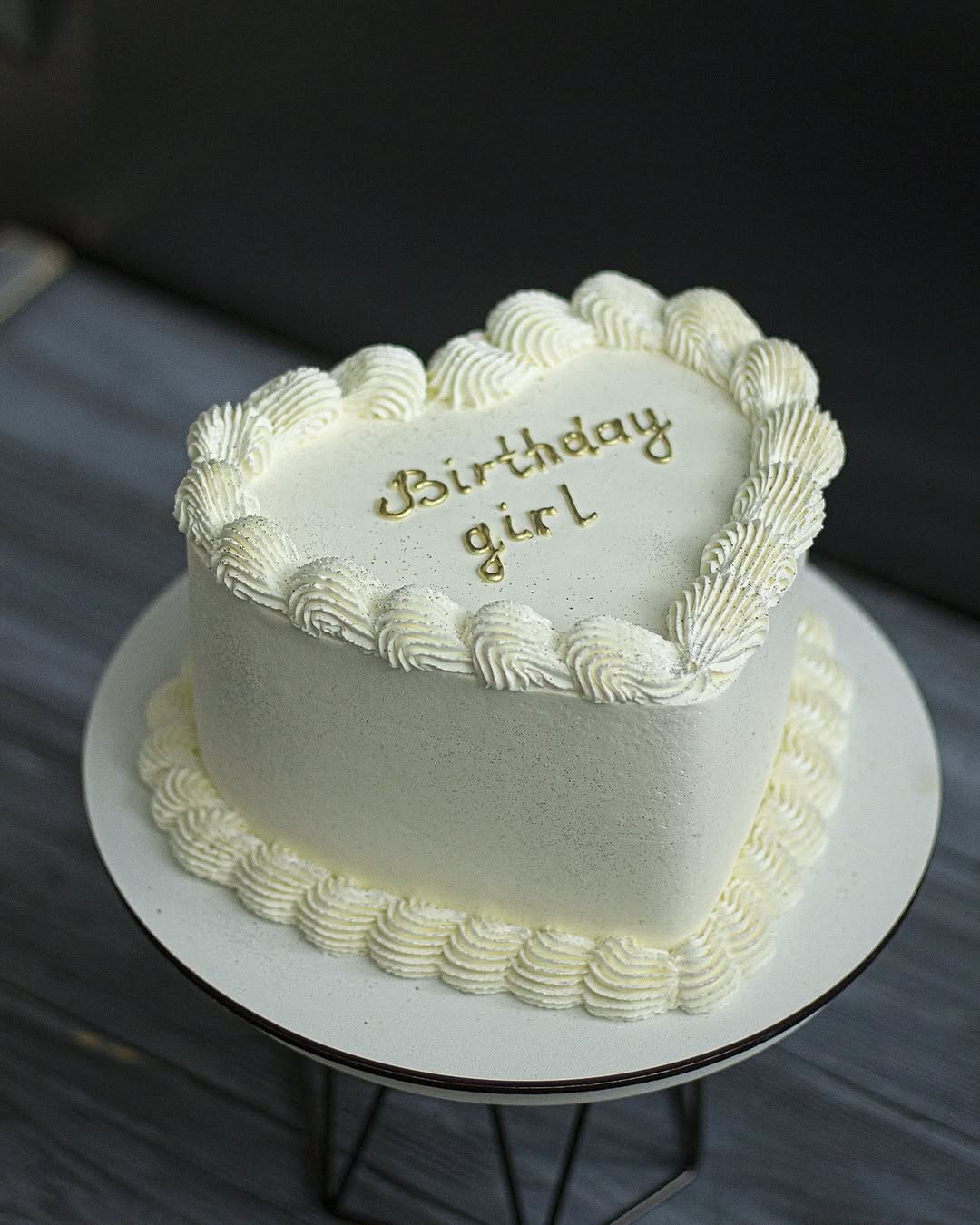 Торт с надписью Birthday Girl