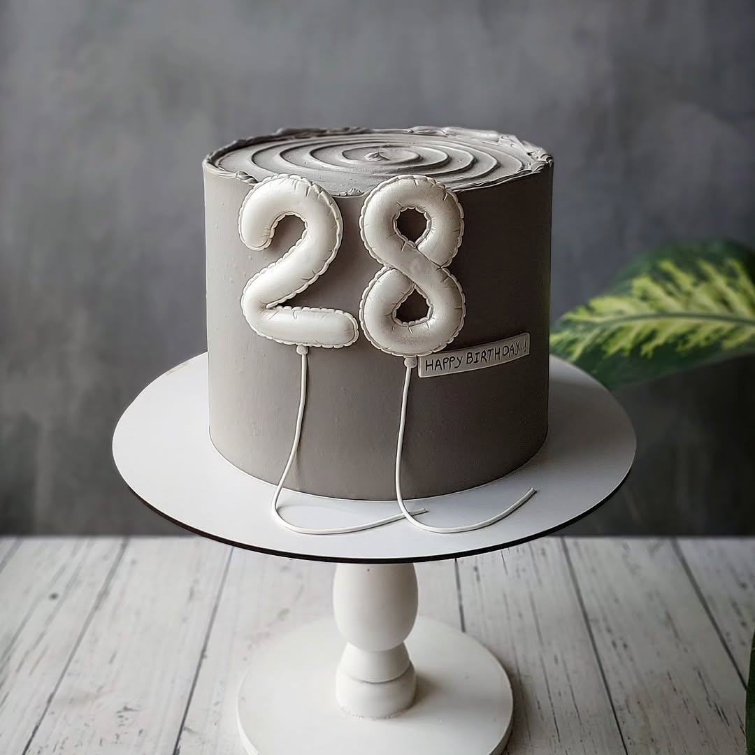 Торт женщине на 20+ лет